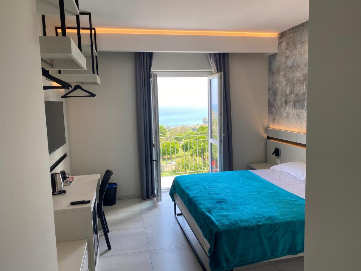 Gabriel Holidays Bed & Breakfast *